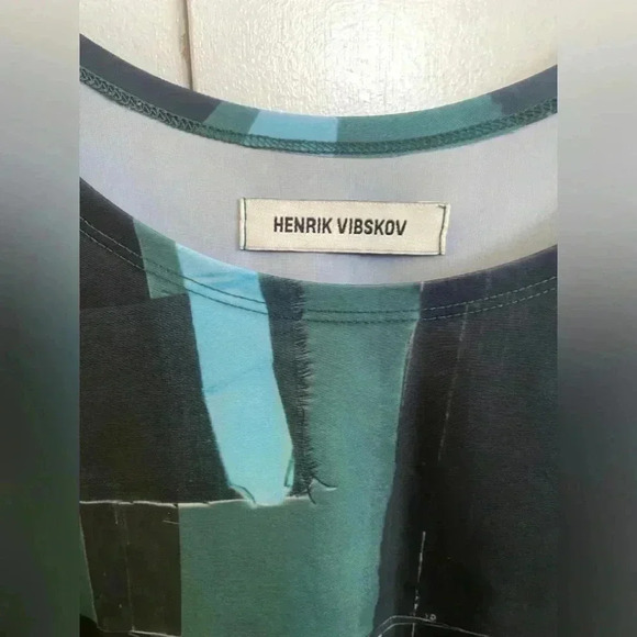 Henrik Vibskov Yummy Woman’s Mid-Length Sleeve Top Size Large - Picture 4 of 9